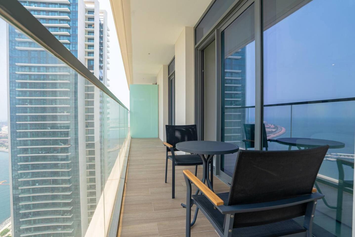 Offer! Private Access 1 Bedroom Apartment- Beachfront Apartment *