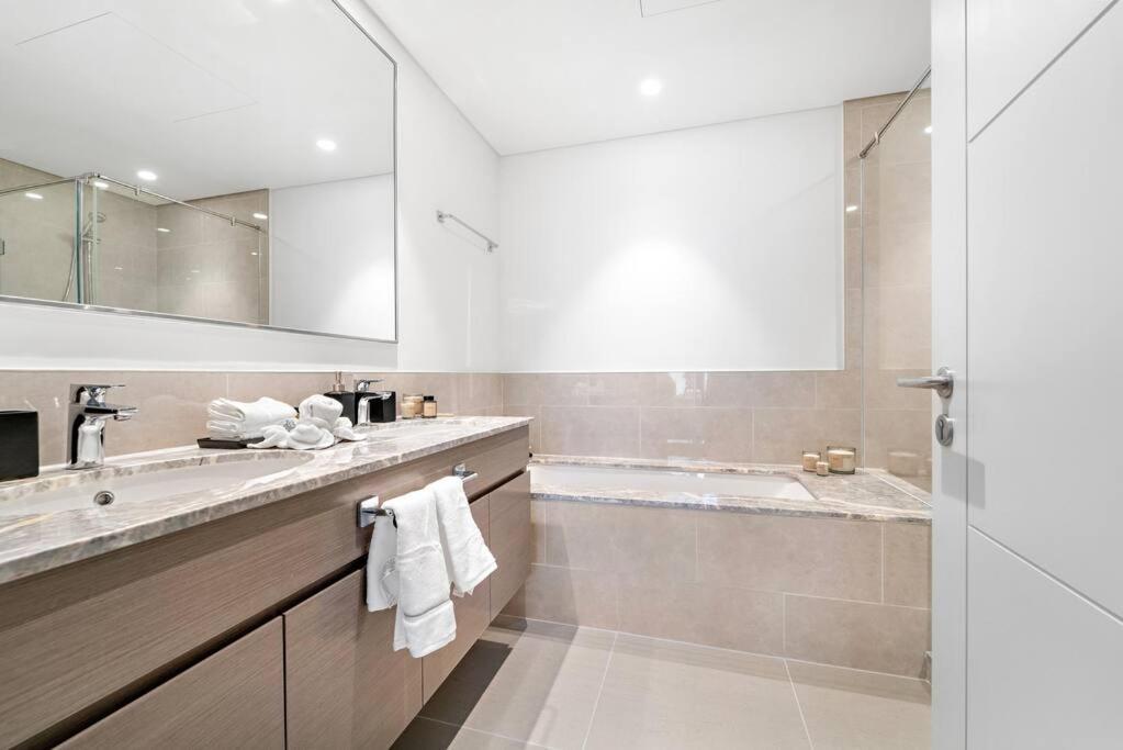 First Class 3br Trendy Urban Hideaway Dubai