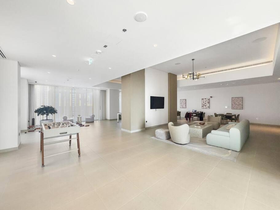 First Class 3br Trendy Urban Hideaway *