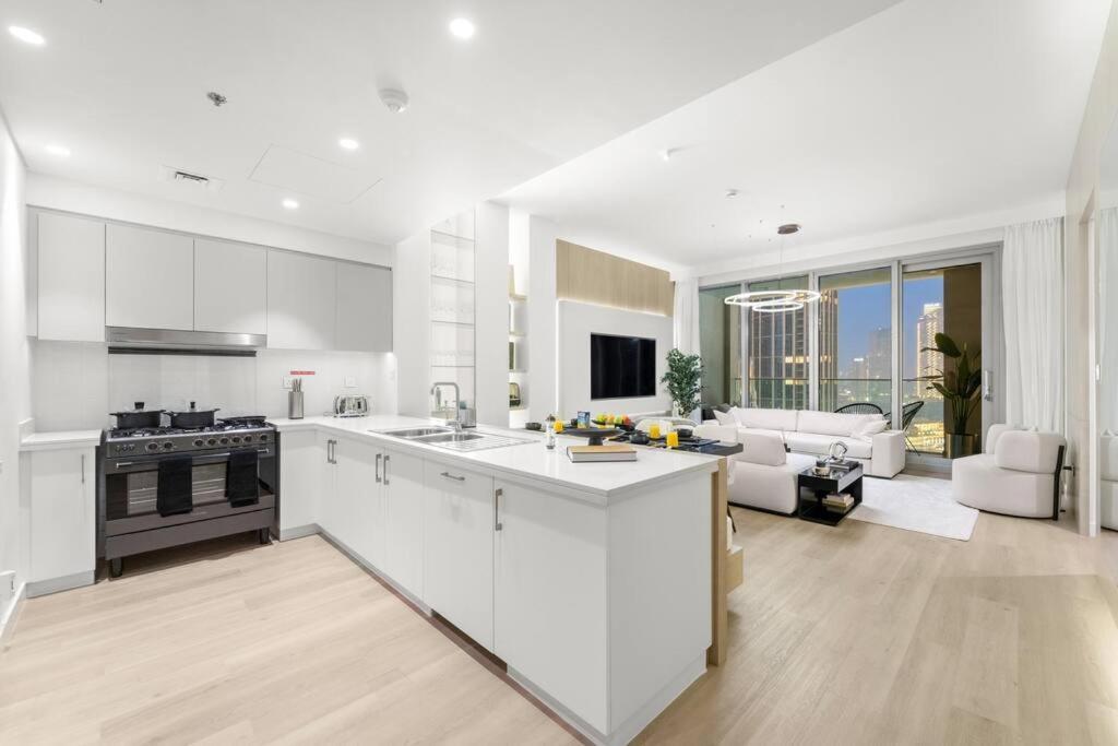 First Class 3br Trendy Urban Hideaway Apartment