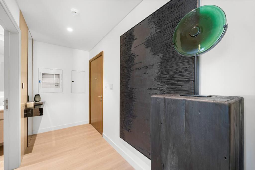 Apartment First Class 3br Trendy Urban Hideaway Dubai