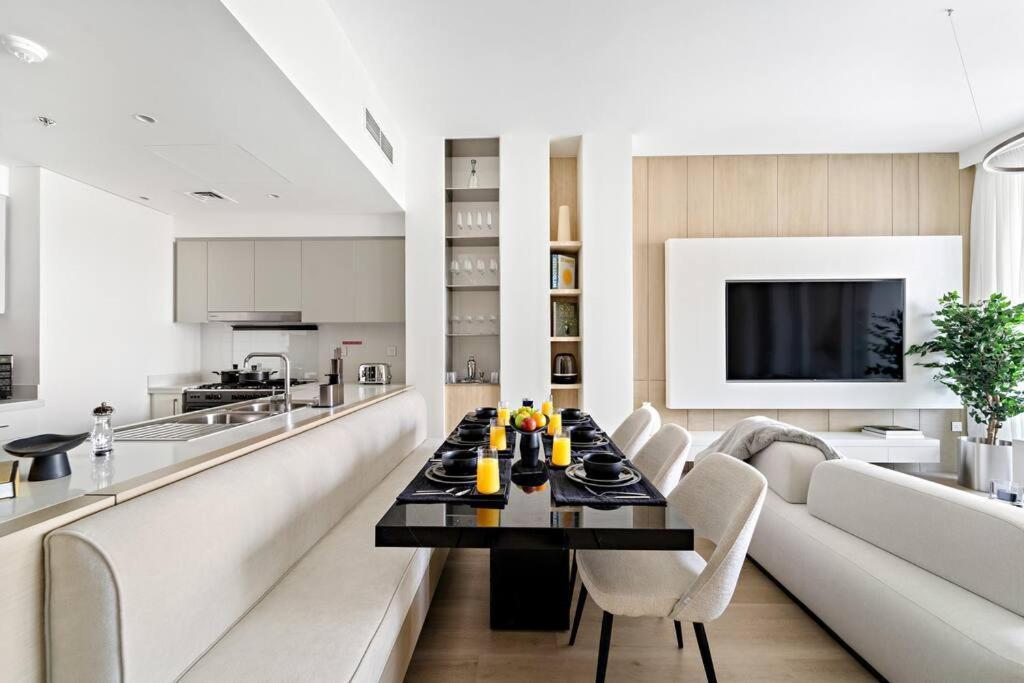 First Class 3br Trendy Urban Hideaway