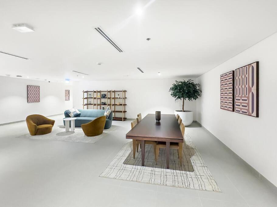 First Class 3br Trendy Urban Hideaway