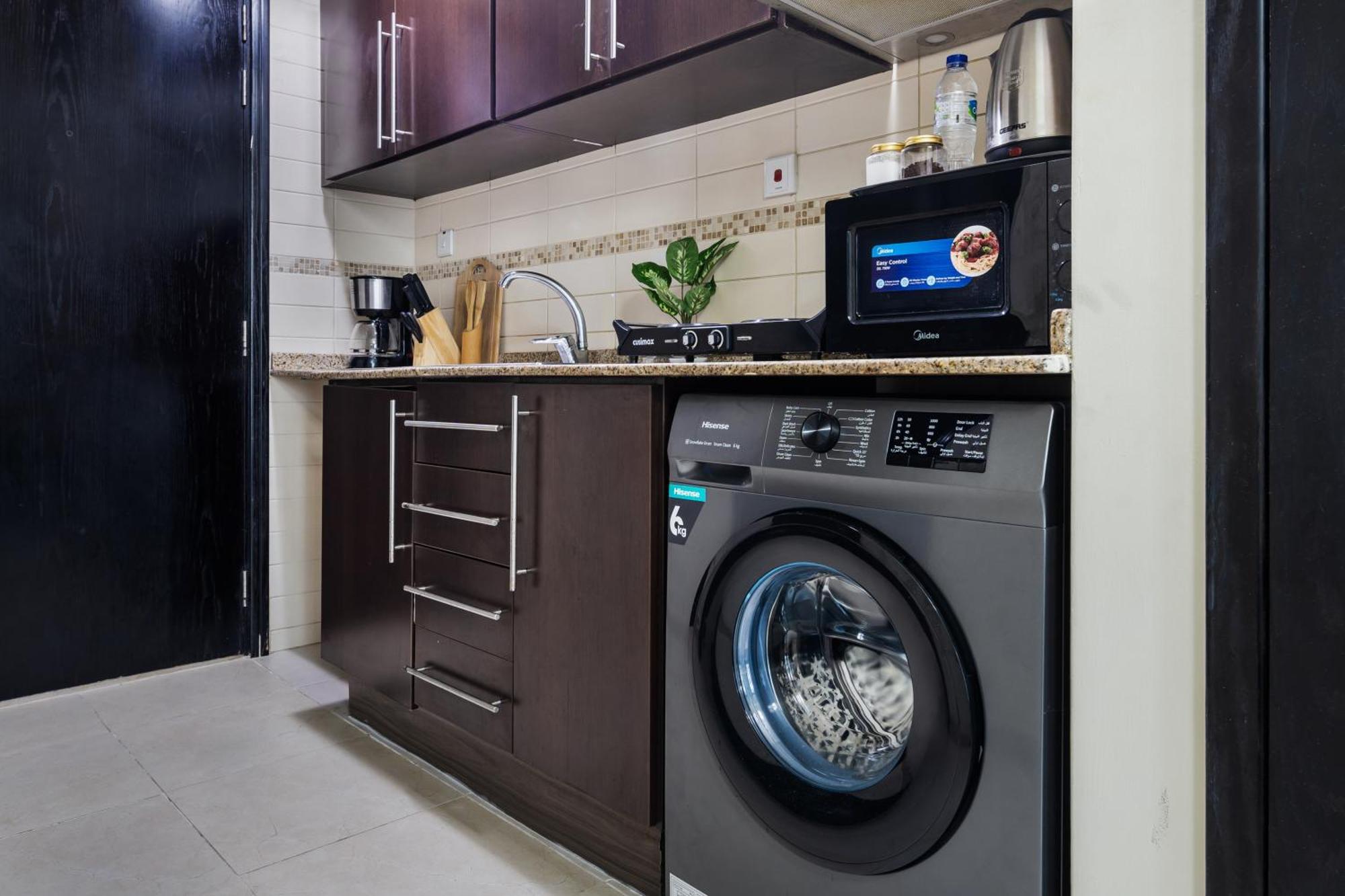 Cozy For Rent In Jlt Apartment Dubai