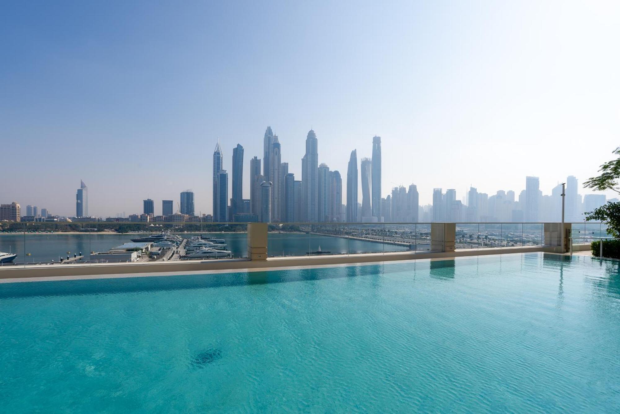 Offer! Private Access 1 Bedroom Apartment- Beachfront Apartment Dubai