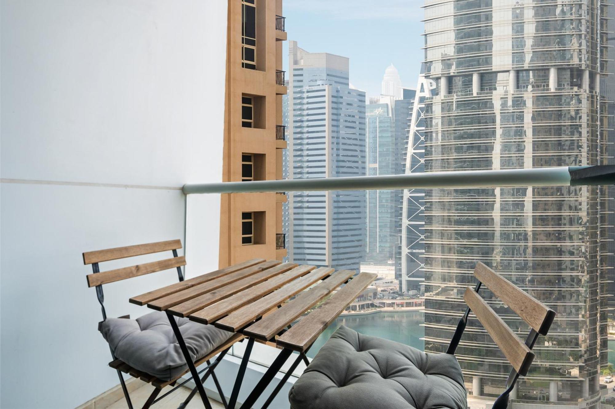 Cozy For Rent In Jlt Apartment