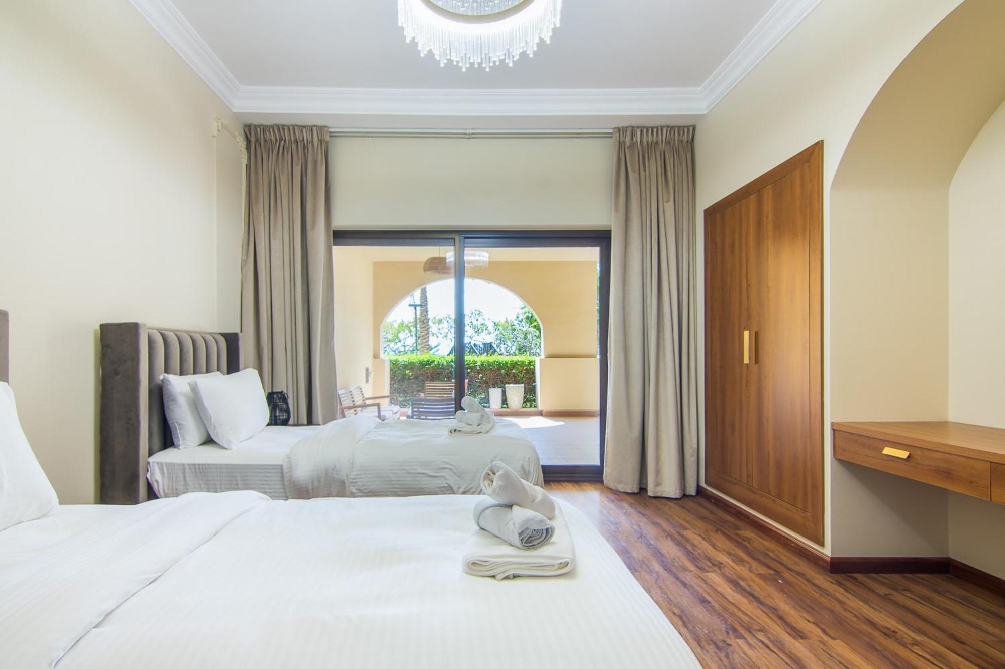 Fairmont Residences, Exquisite 2br Luxury Retreat *