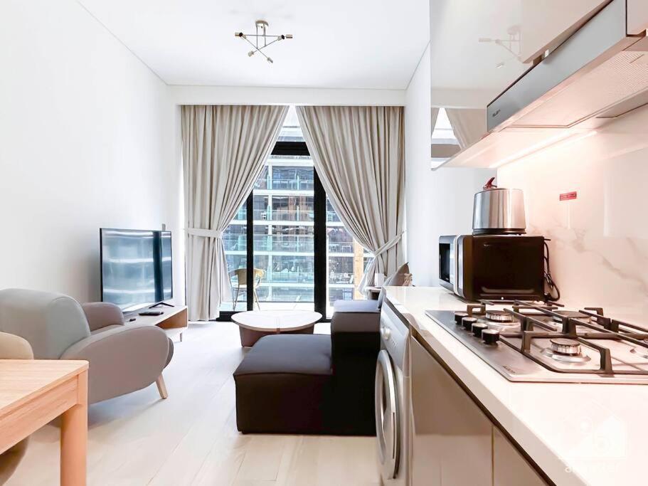 Stylish 1-bedroom & Balcony In Meydan Apartment Dubai