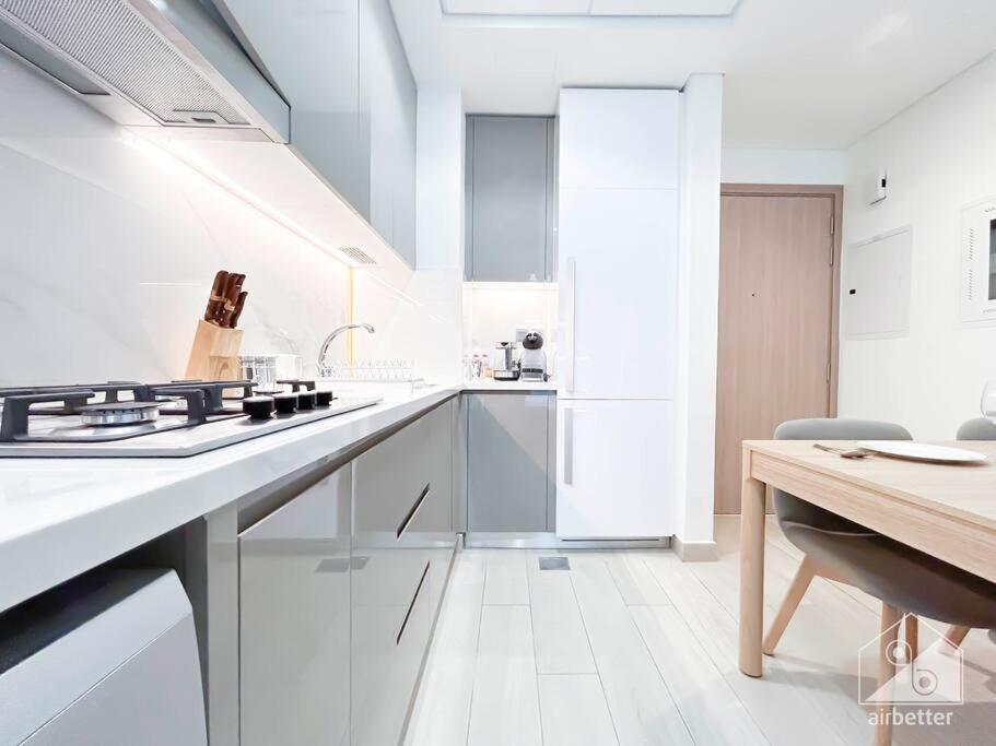Stylish 1-bedroom & Balcony In Meydan *