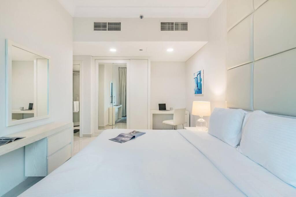 Apartment First Class 3br Elegance And Grandeur Dubai