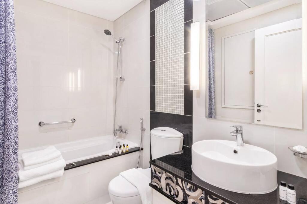 First Class 3br Elegance And Grandeur Apartment