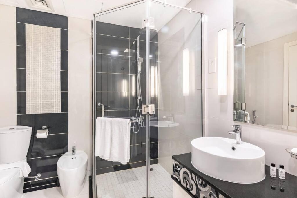 First Class 3br Elegance And Grandeur Apartment Dubai