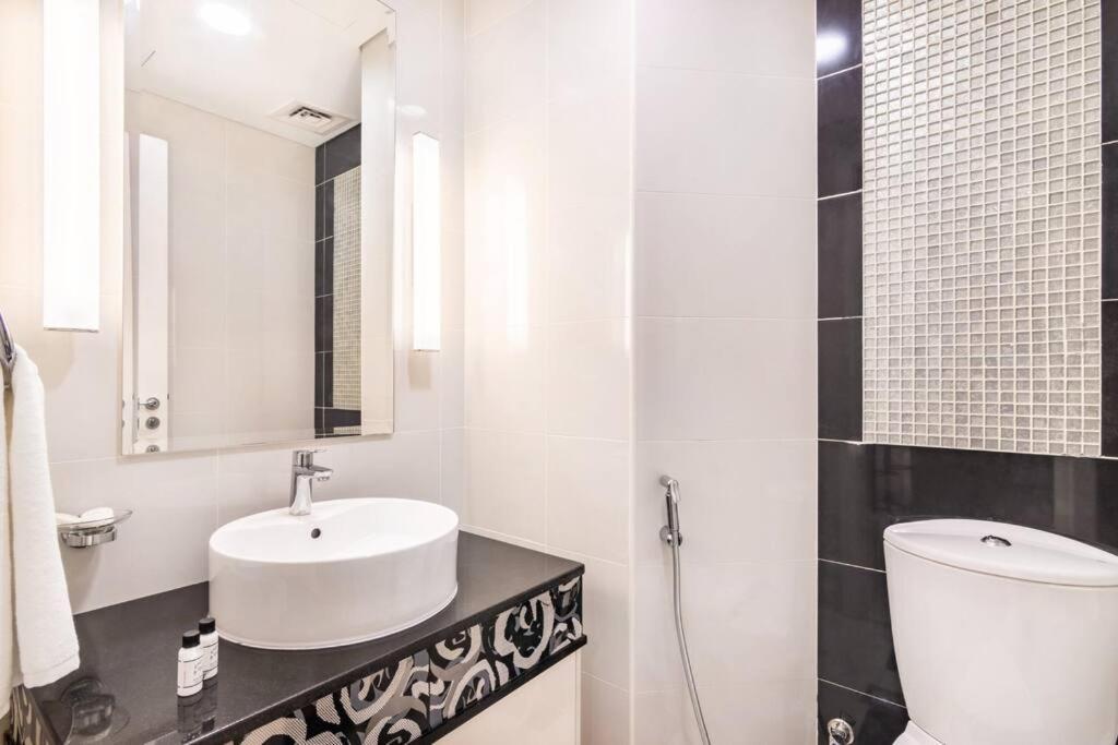 First Class 3br Elegance And Grandeur * Dubai