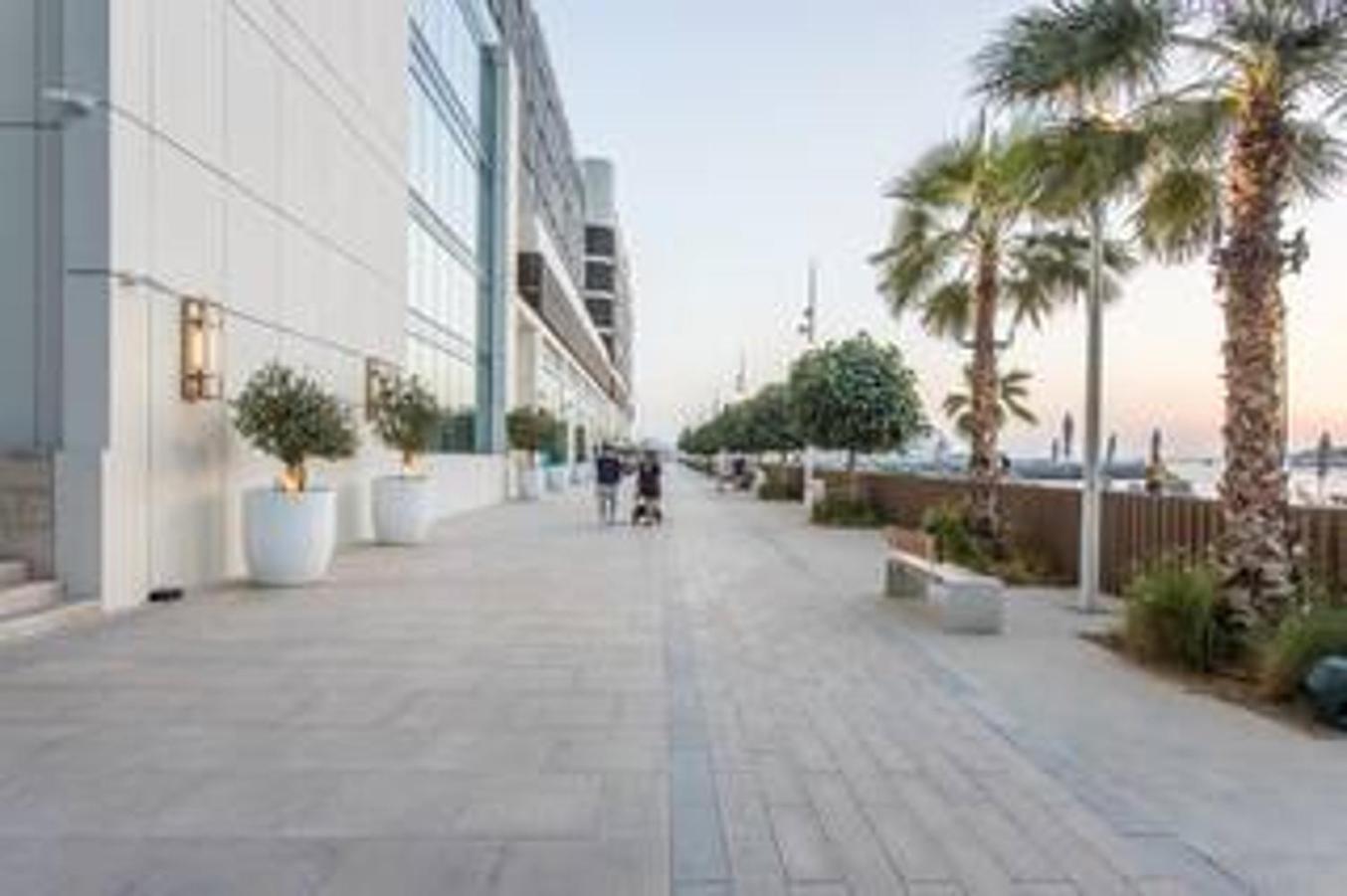 Luxury Seaview 1br With Private Access *