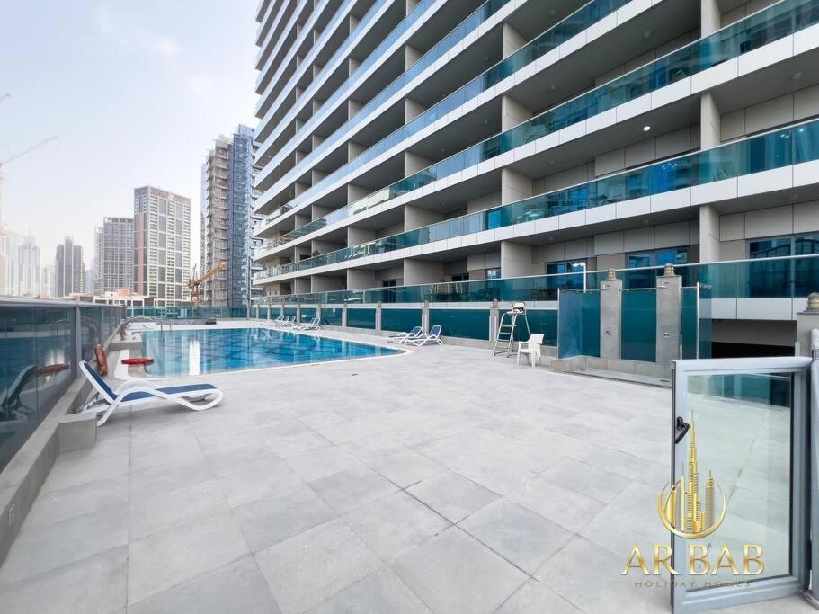 Elite Residence - Luxury Studio - Best Horse Course View Apartment Dubai