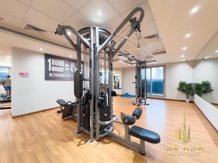 Elite Residence - Luxury Studio - Best Horse Course View