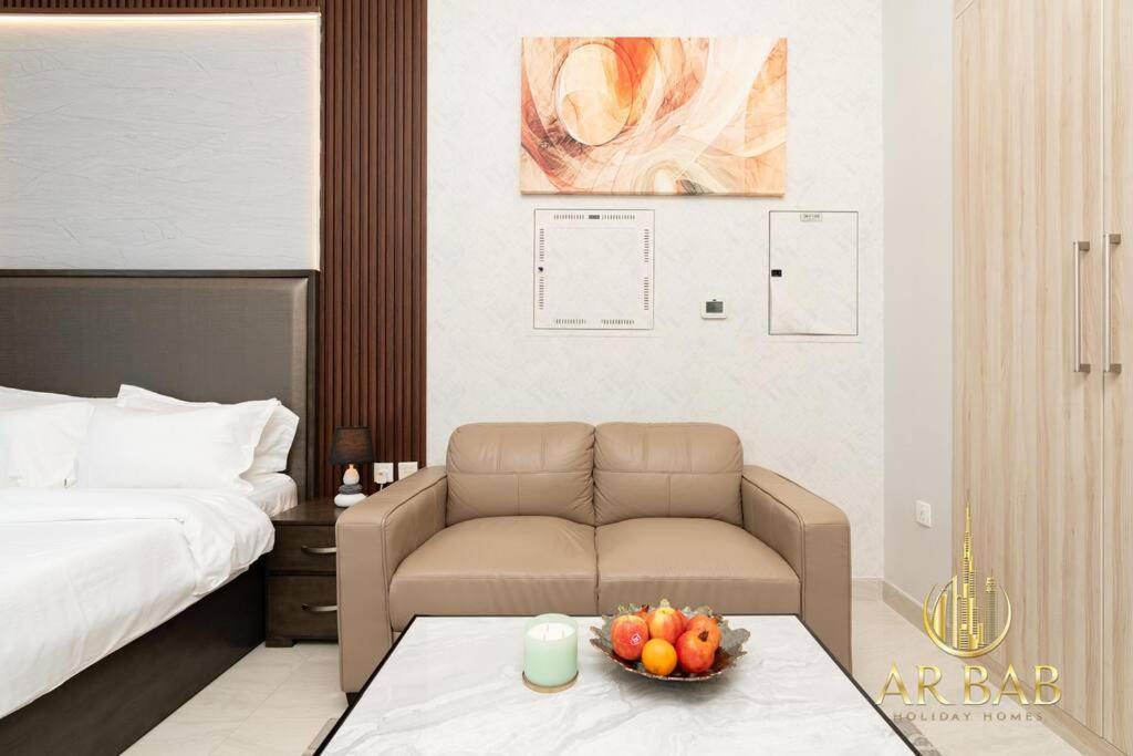 Apartment Elite Residence - Luxury Studio - Best Horse Course View *