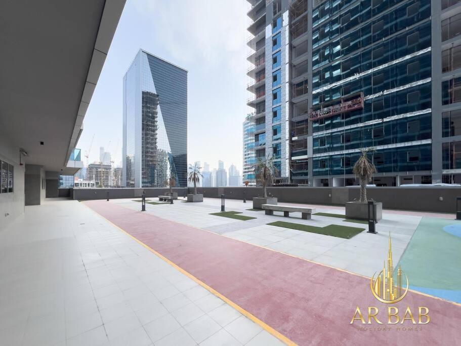 Elite Residence - Luxury Studio - Best Horse Course View *
