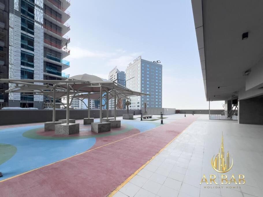 Elite Residence - Luxury Studio - Best Horse Course View