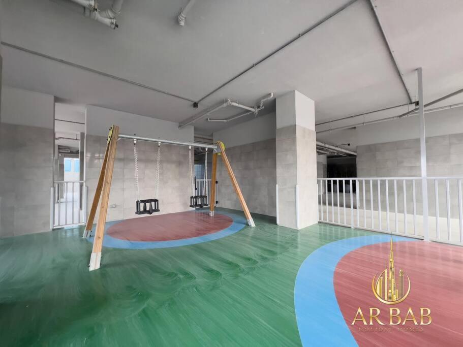 Elite Residence - Luxury Studio - Best Horse Course View * Dubai