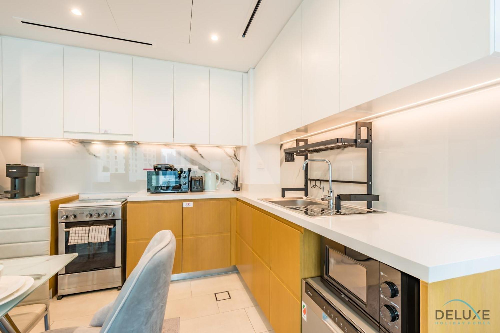 Apartment Sophisticated 1br In La Vie, Jumeirah Residences By Deluxe Homes Dubai