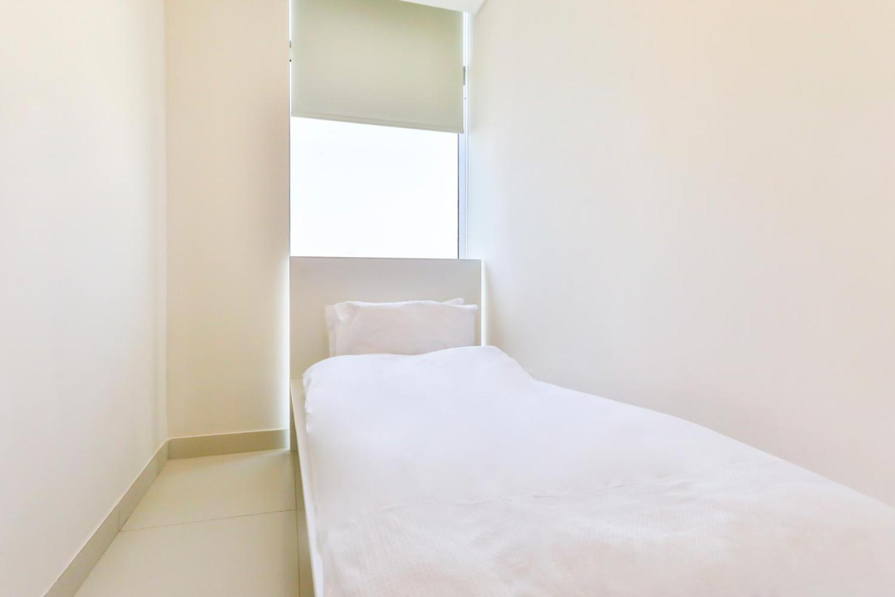 2 Bedroom With Maid's Next To Mall Mada Residences *