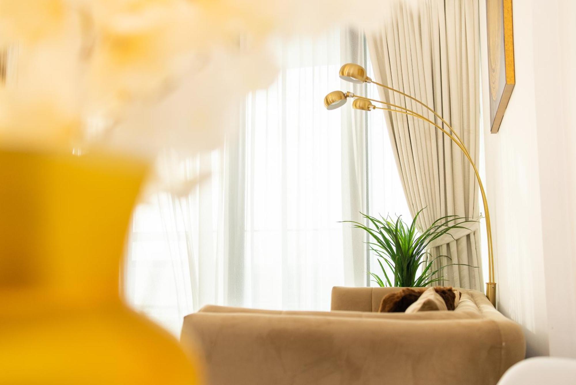 One With View In Sharjah Apartment *