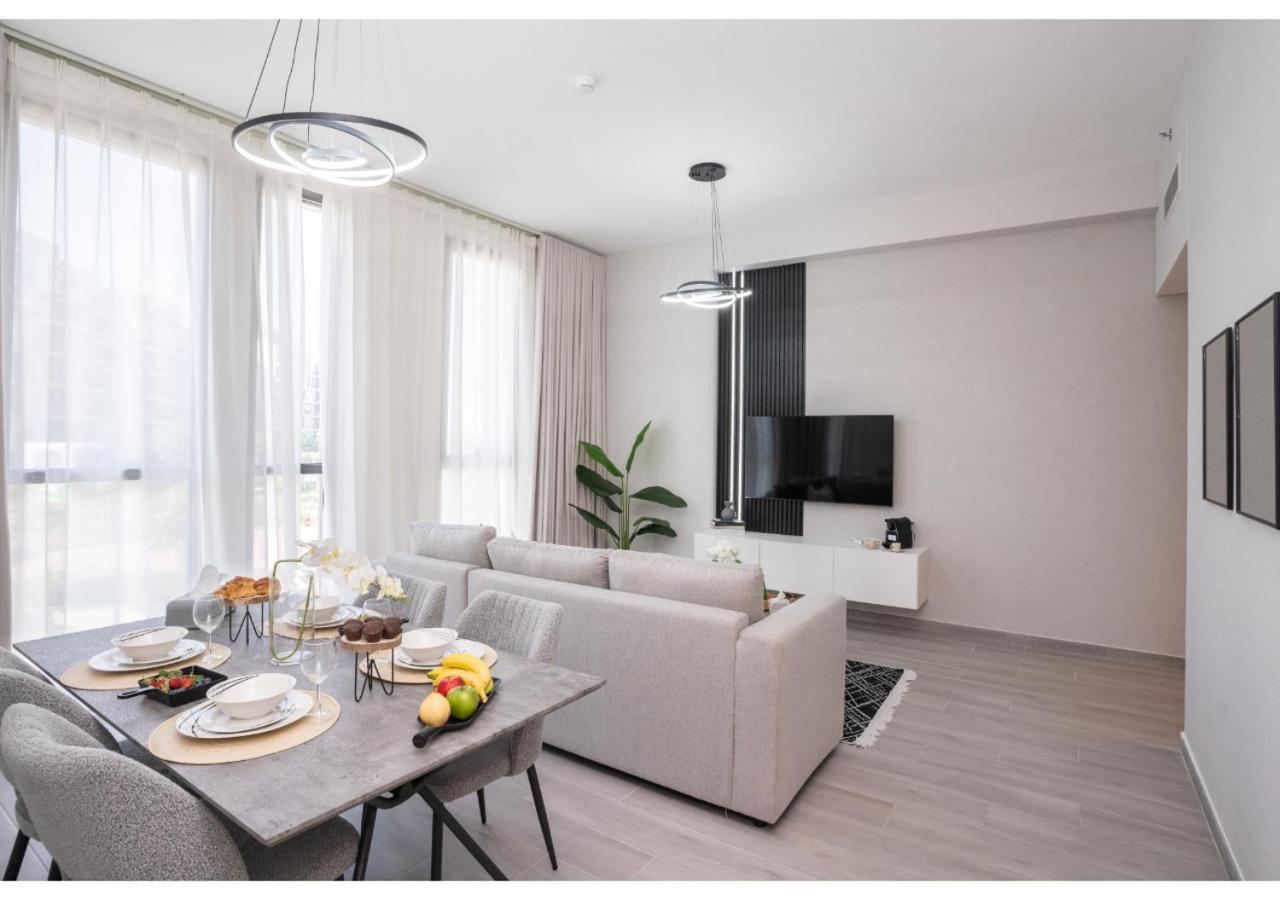 Modern 1br Noor 1 With Serene Outlook By Vibel * Dubai