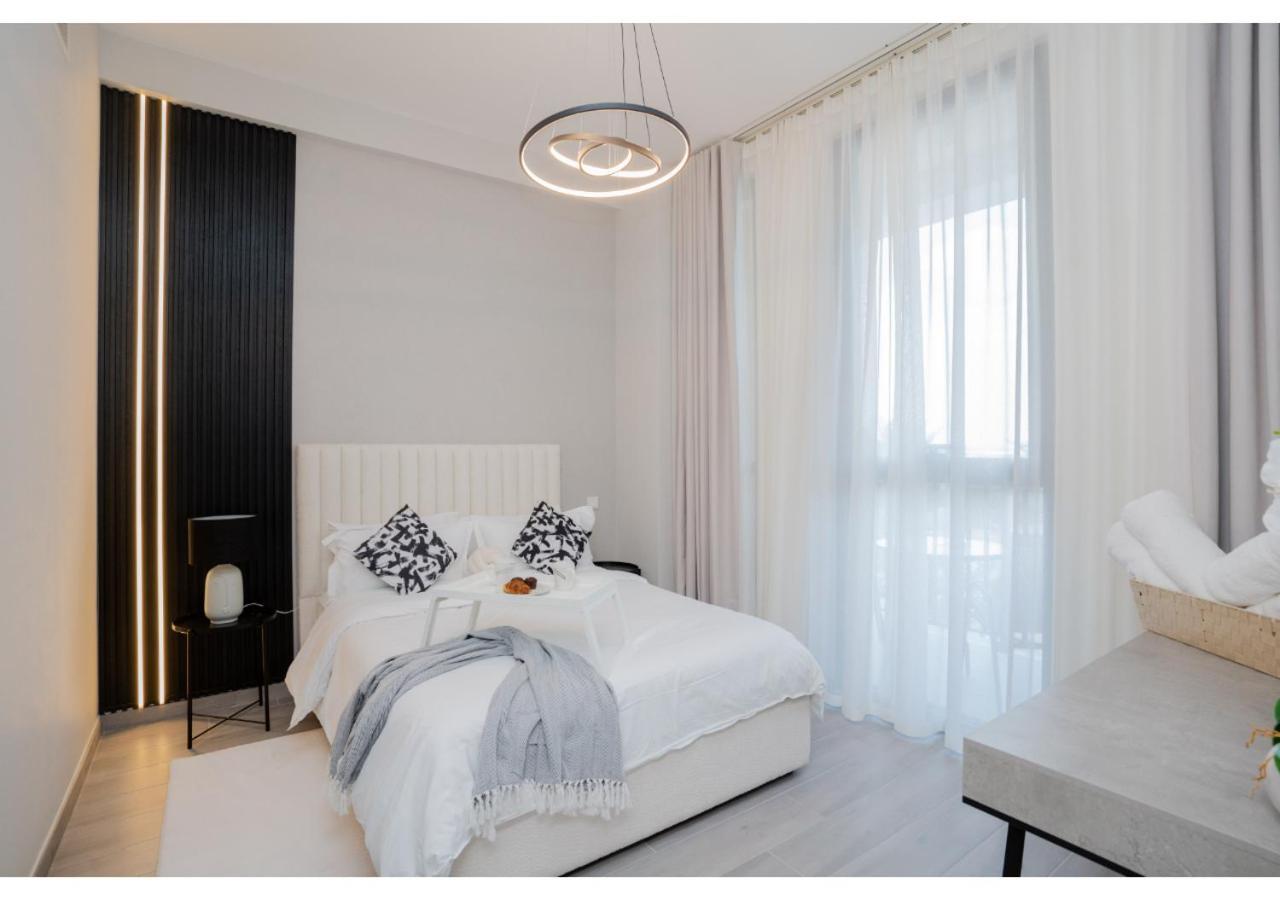 Apartment Modern 1br Noor 1 With Serene Outlook By Vibel Dubai