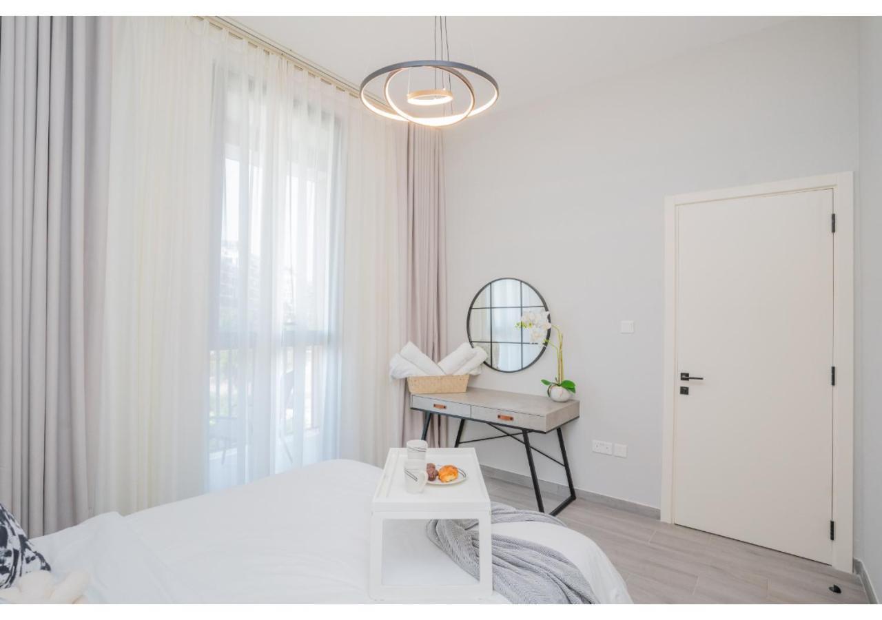 Apartment Modern 1br Noor 1 With Serene Outlook By Vibel *