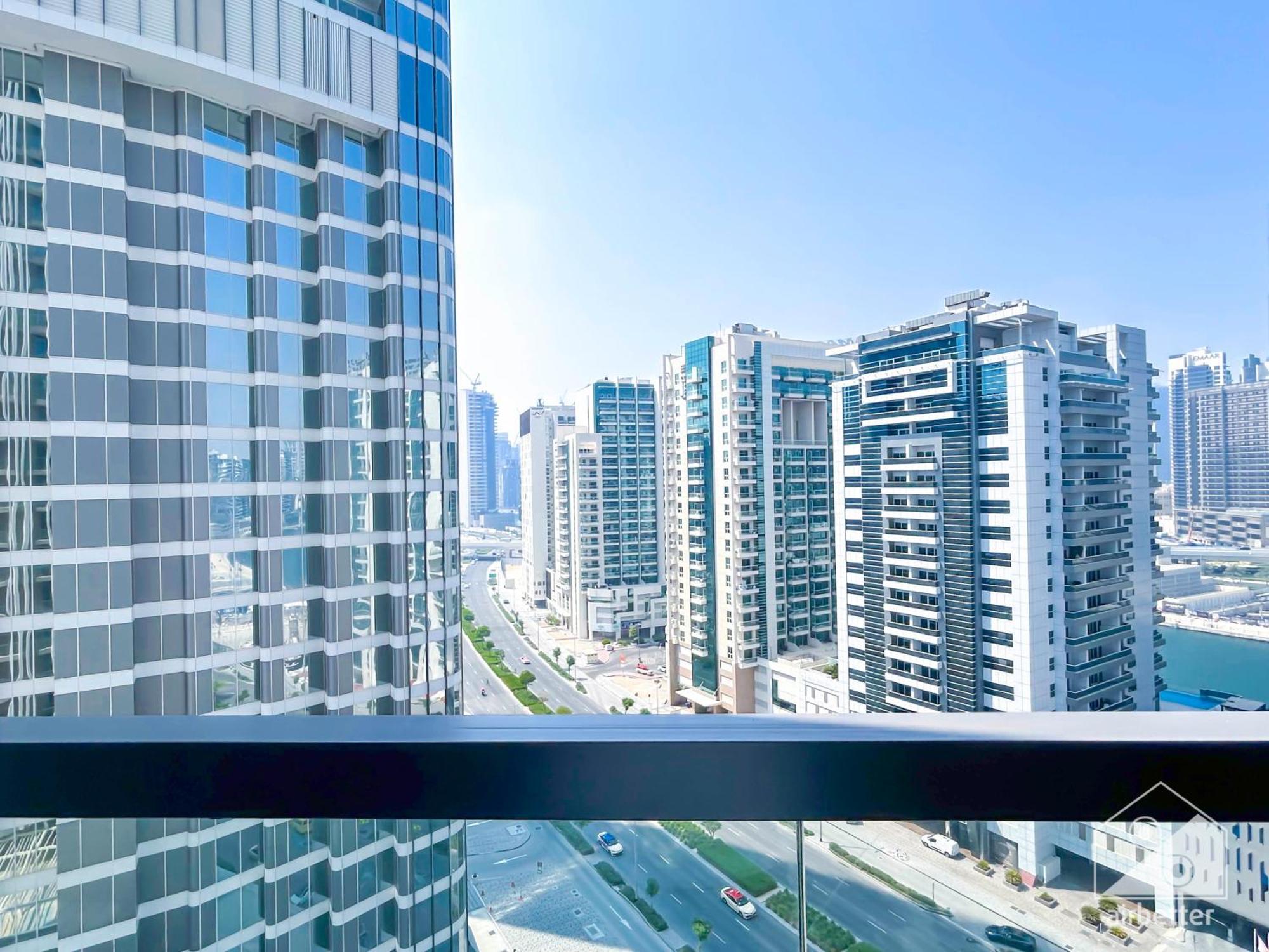 Contemporary With View In Business Bay