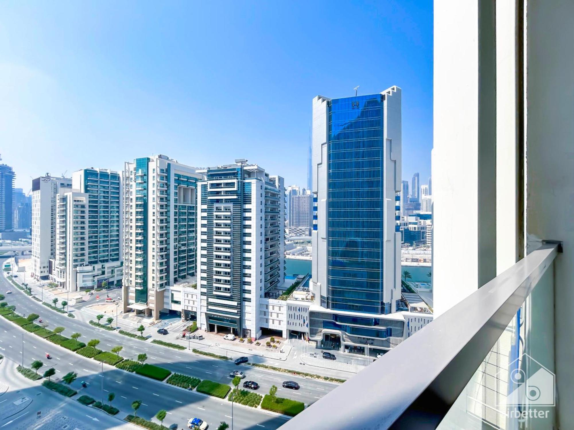 Apartment Contemporary With View In Business Bay *