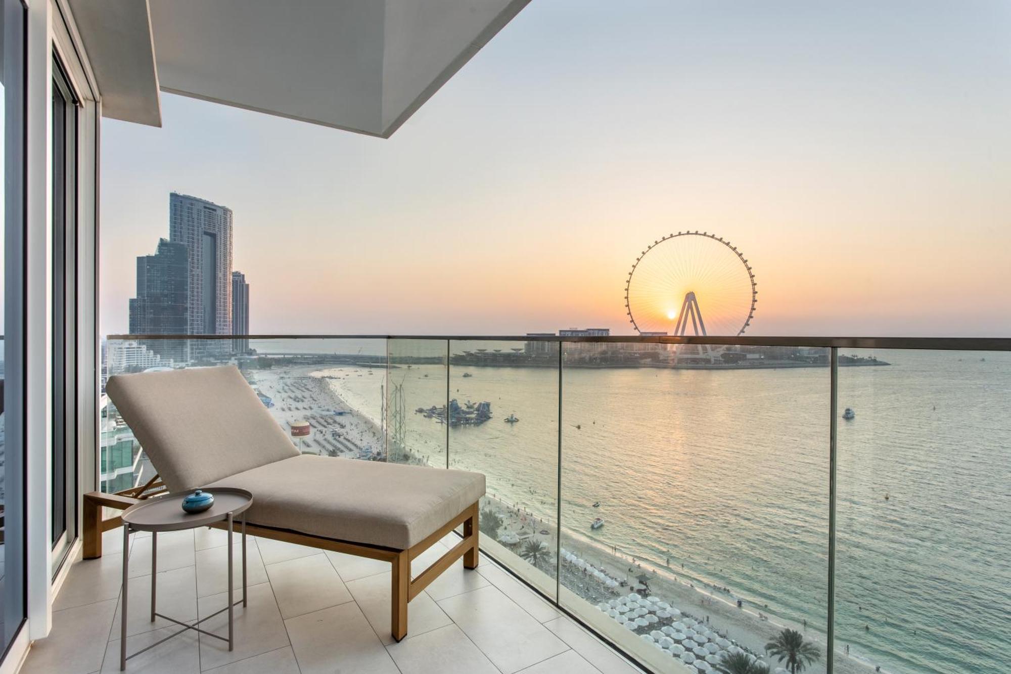 Apartment Seaside In The Sky Three Bedroom With Maid Full Sea View *
