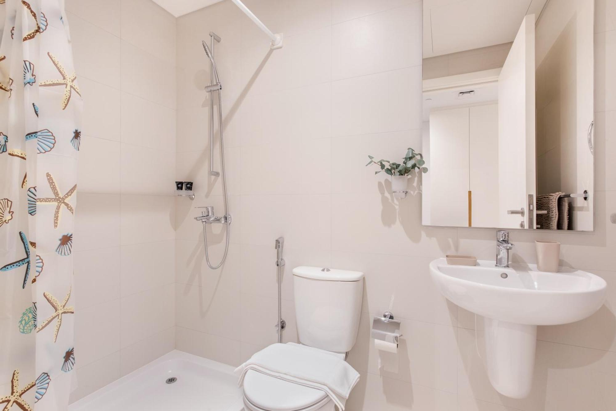 Seaside In The Sky Three Bedroom With Maid Full Sea View Apartment Dubai
