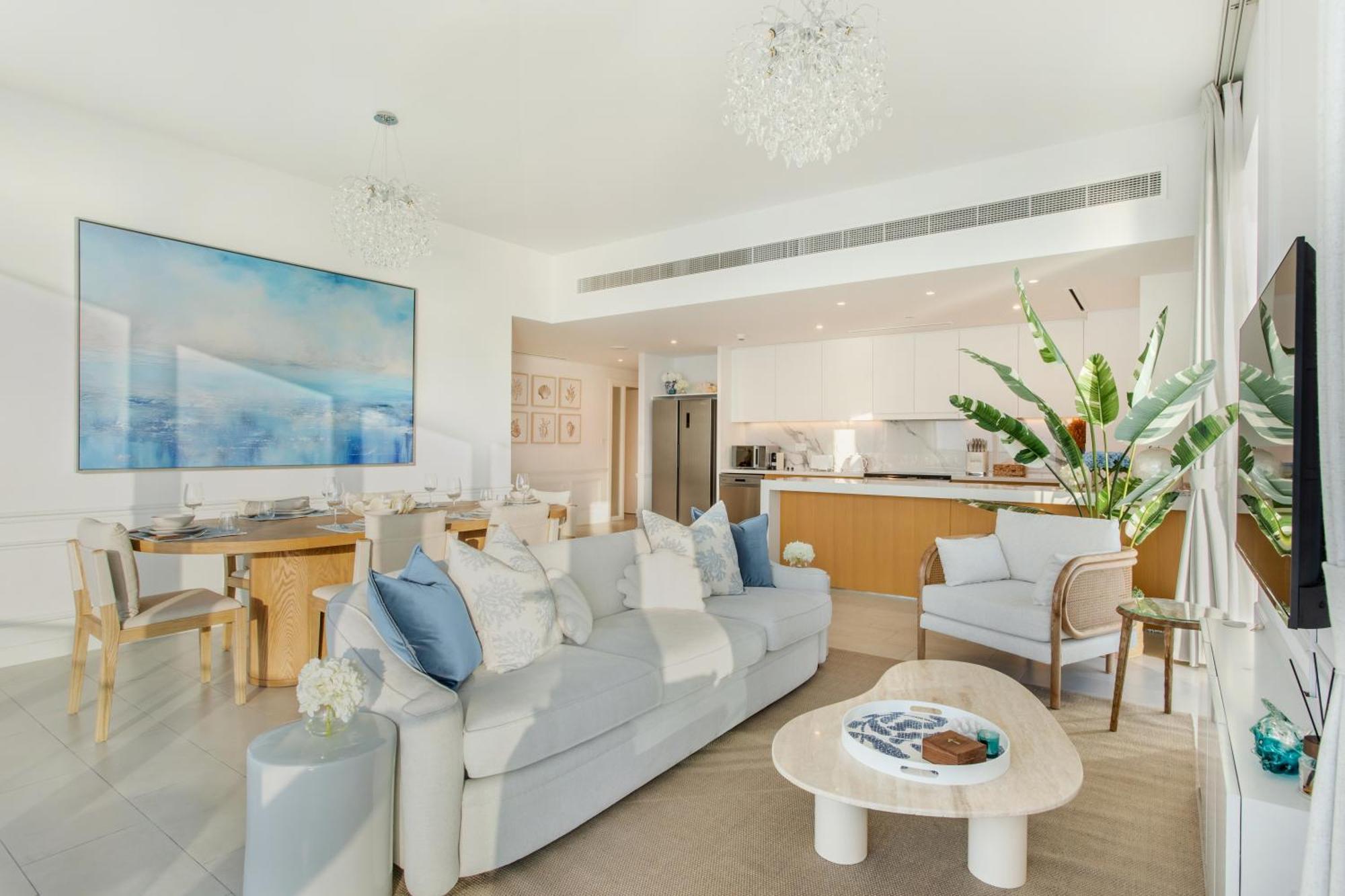 Seaside In The Sky Three Bedroom With Maid Full Sea View * Dubai