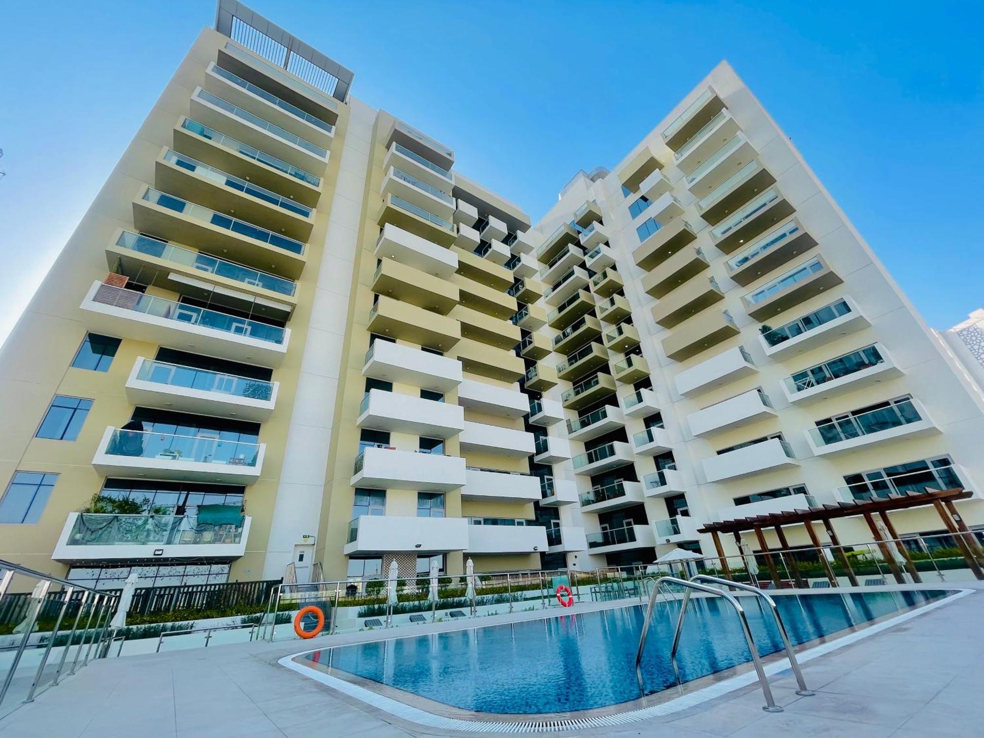 Apartment Cozy 1br Pool-gym, Close To Metro Brandnew!