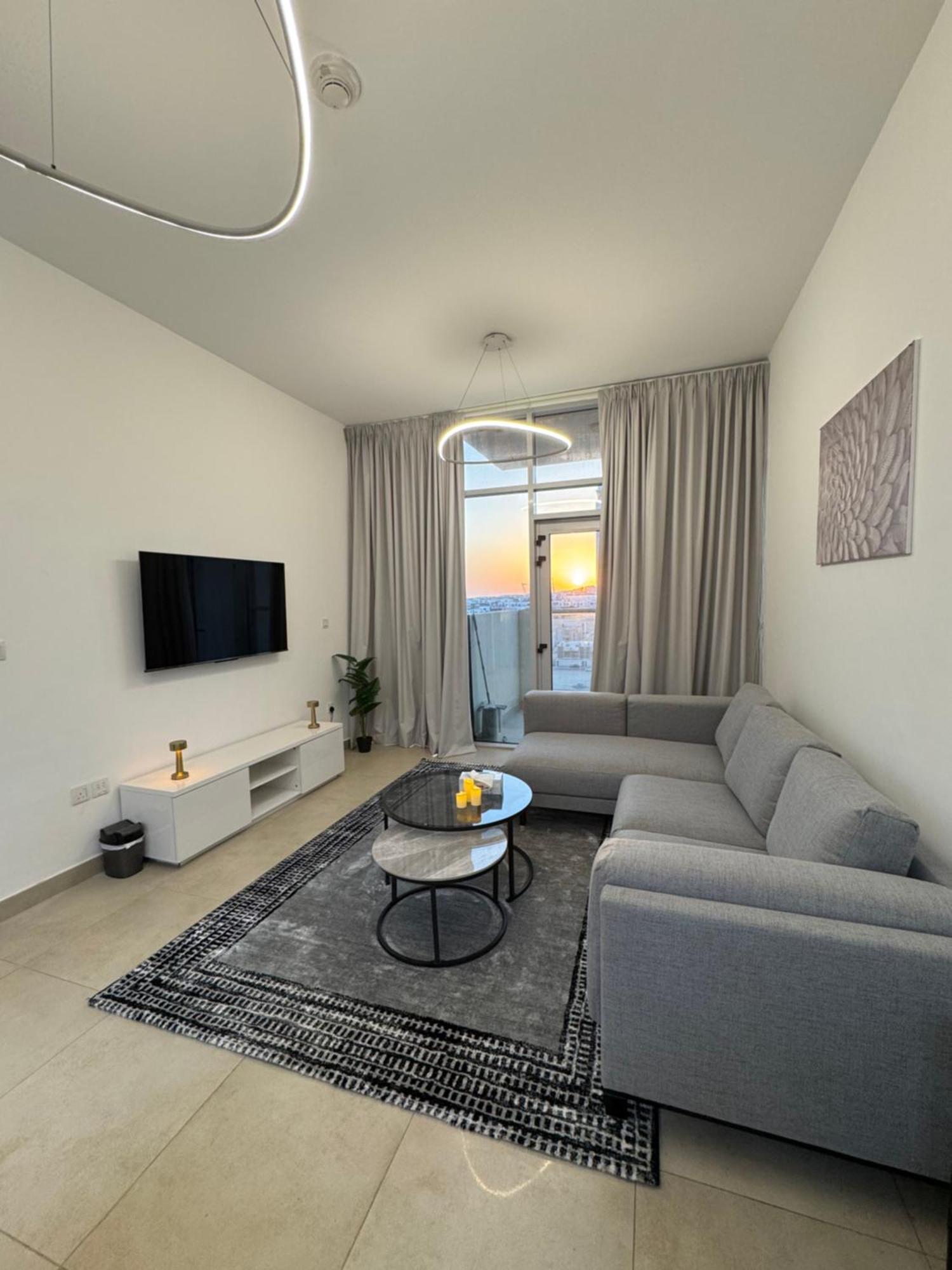 Cozy 1br Pool-gym, Close To Metro Brandnew!
