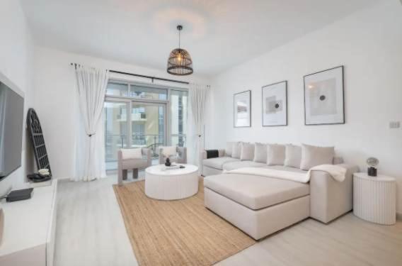 Exquisite 3-bedrooms At Marina Terrace With Striking Views Of Marina! Dubai