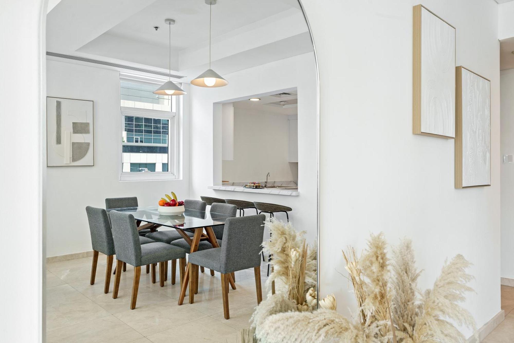 Dayf-ali City's Heart Chic 1 Bedroom Huge Terrace And Great Access Apartment *
