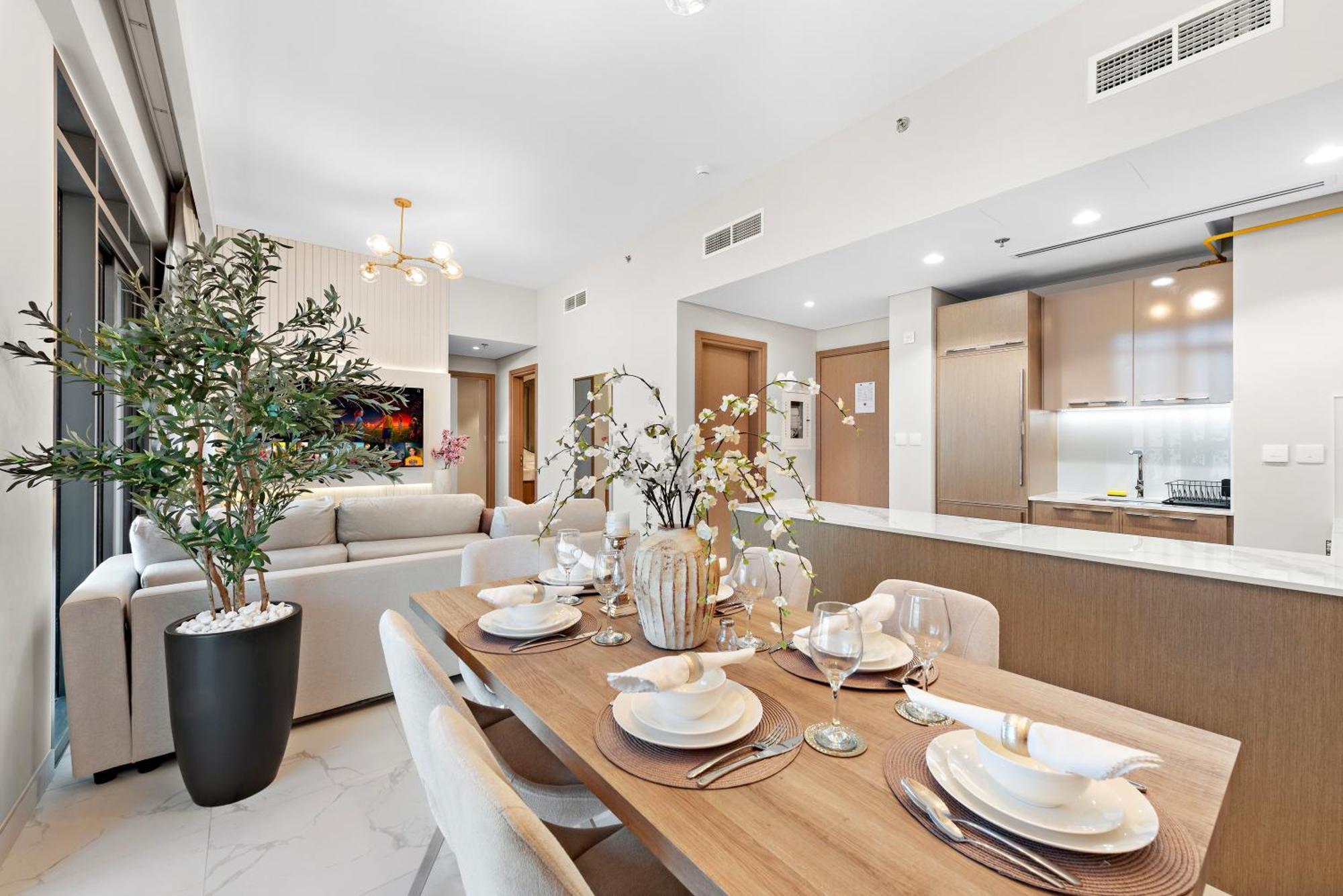 Apartment Luxurious 2br With Pool & Gym Access L Near Downtown *