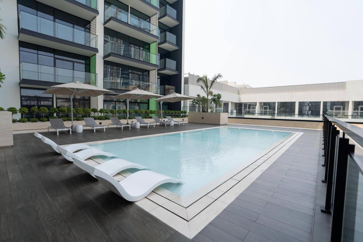 Apartment Brand-new 1-bedroom *
