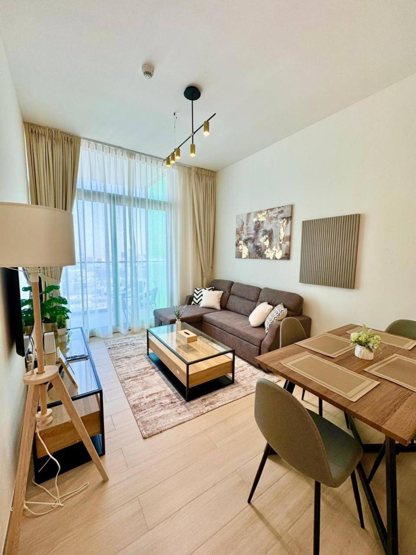 Apartment Brand-new 1-bedroom Dubai