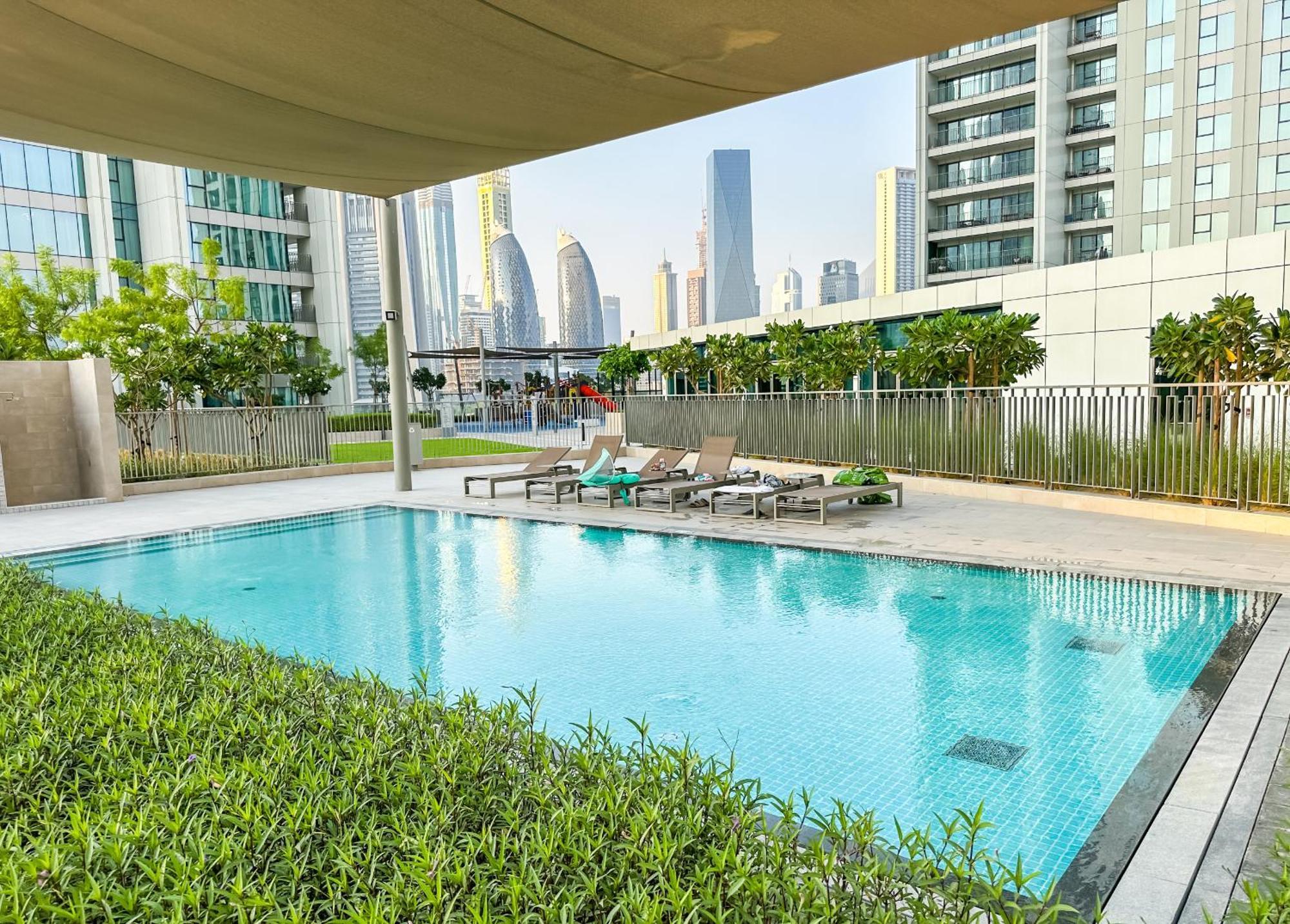 Arthouse Views - Burj Khalifa View & Mall Access Apartment Dubai
