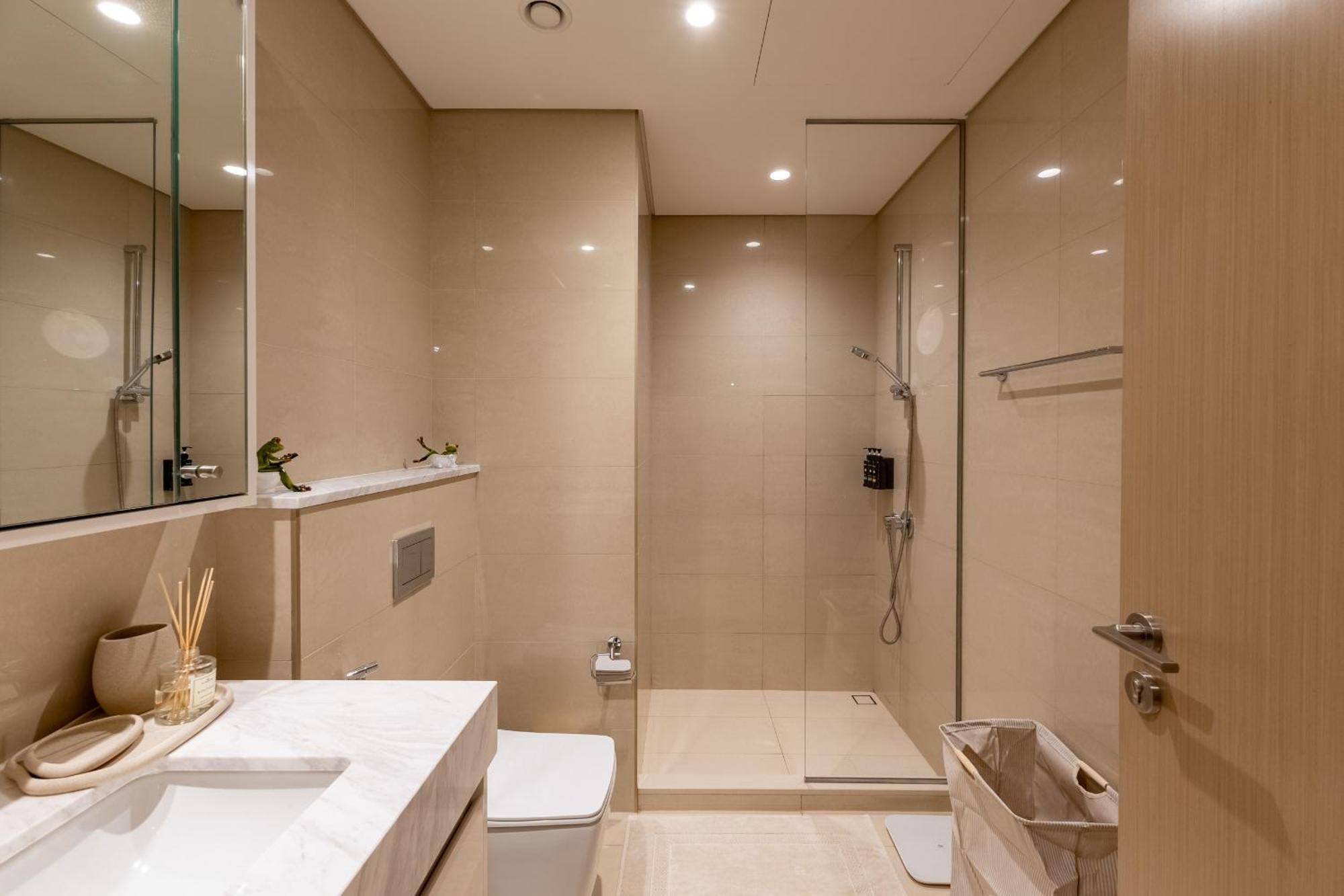 Arthouse Burj Royale - 2br With Burj Khalifa Views, Swimming Pool & Gym Apartment