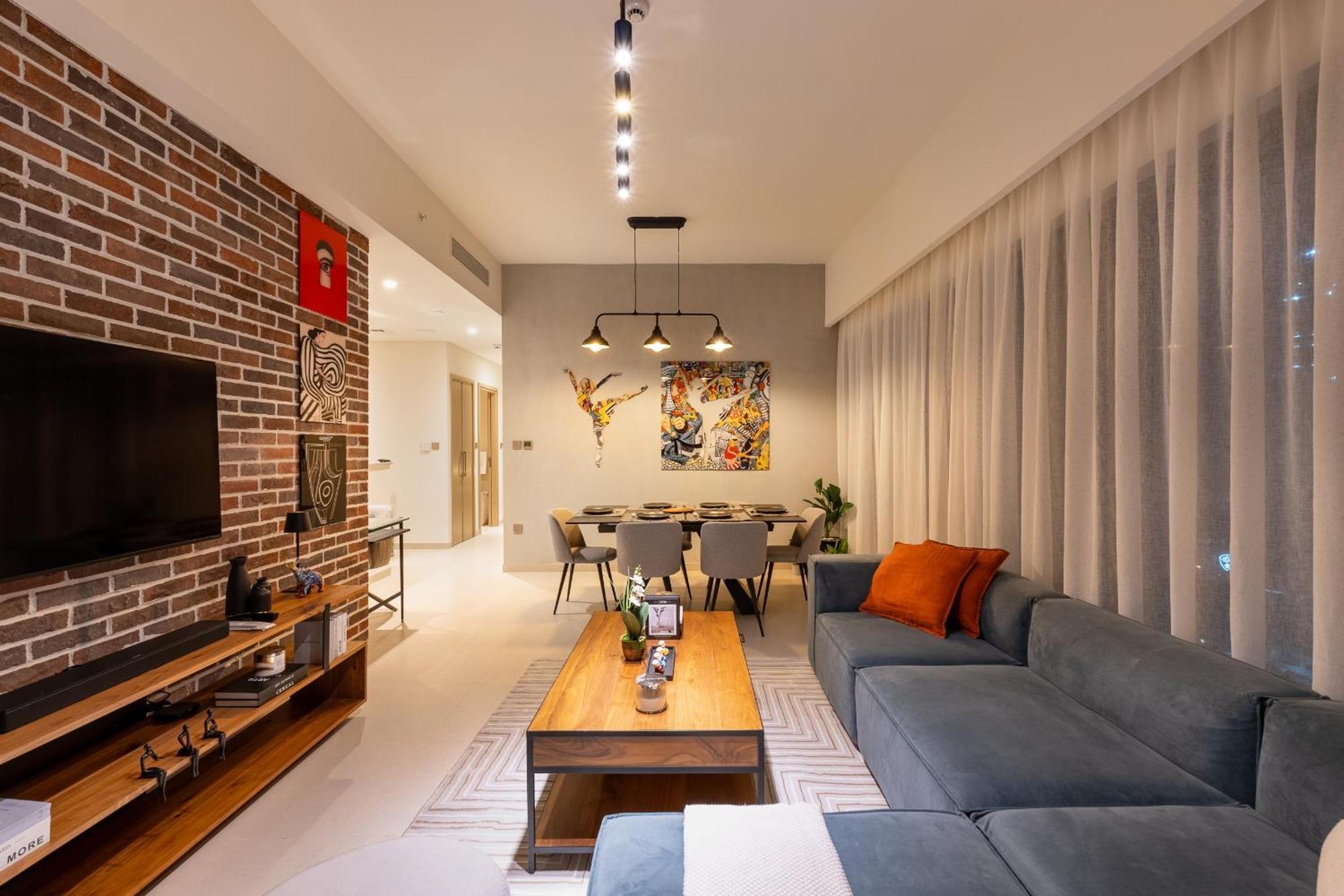 Arthouse Burj Royale - 2br With Burj Khalifa Views, Swimming Pool & Gym Apartment Dubai