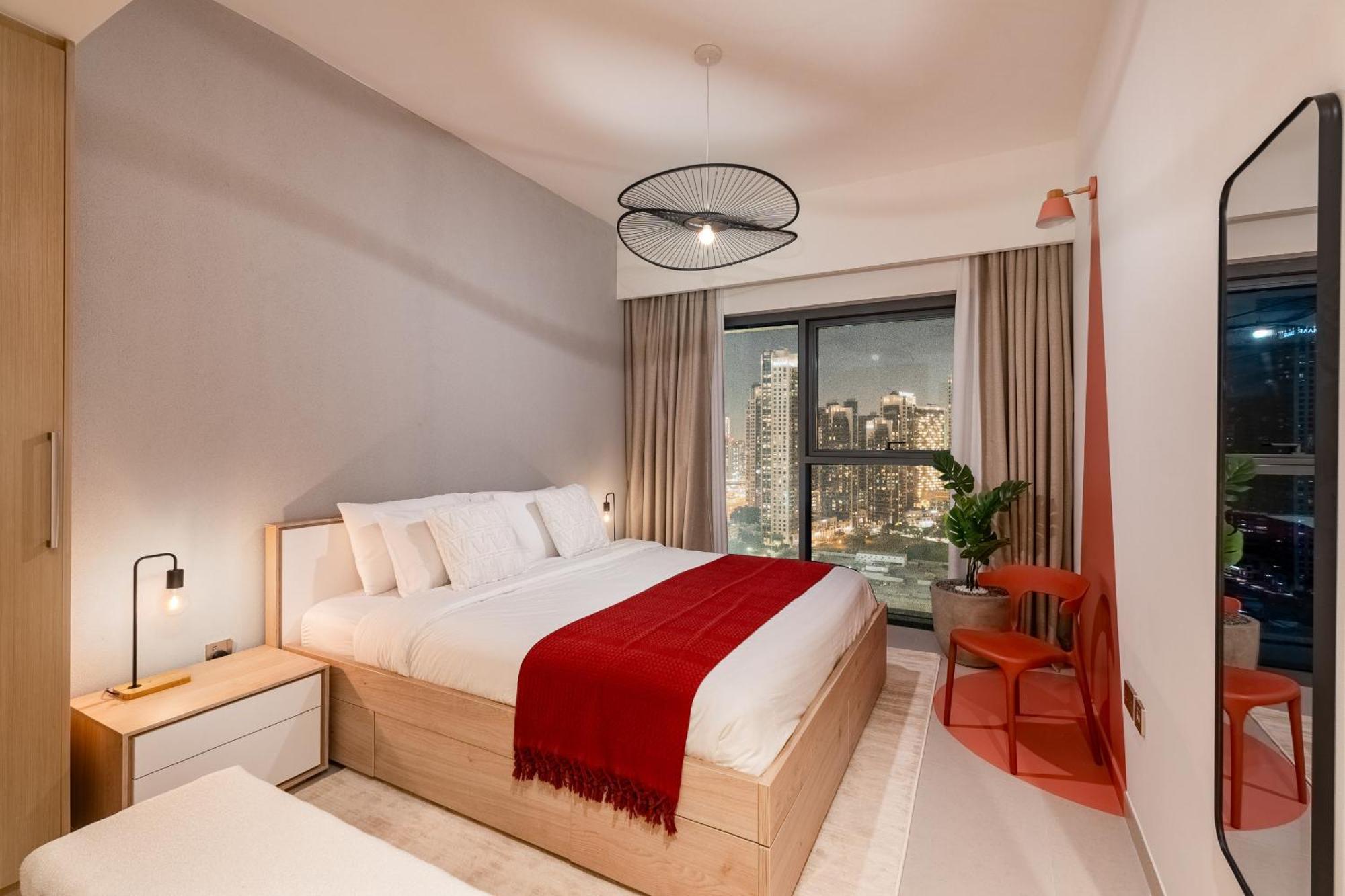 Apartment Arthouse Burj Royale - 2br With Burj Khalifa Views, Swimming Pool & Gym