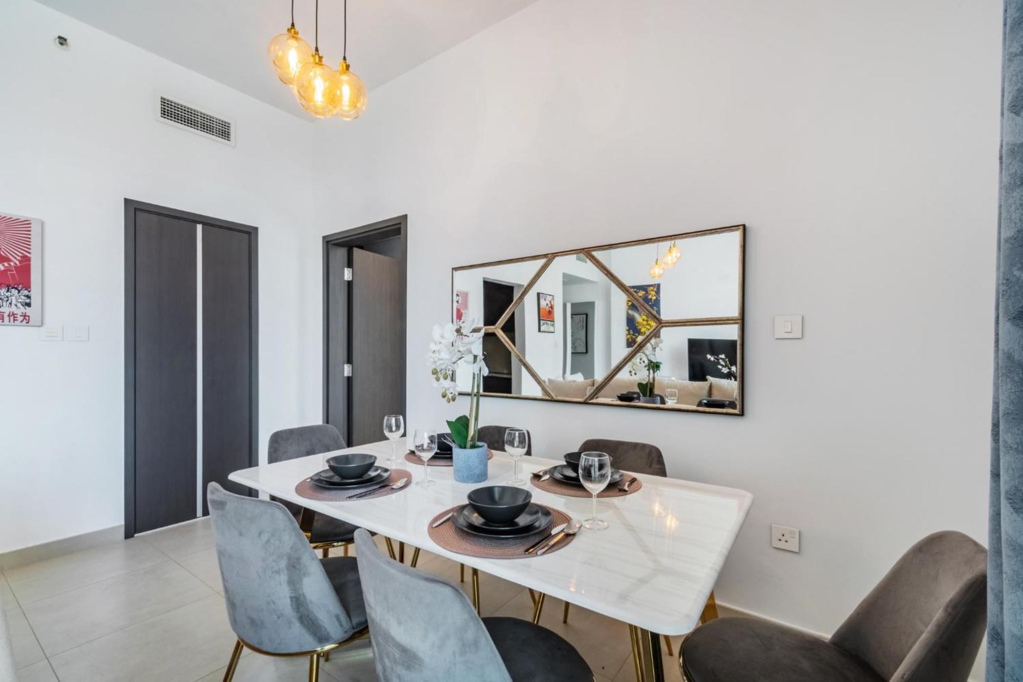 Apartment Classy Downtown Bliss With Mall Access Dubai