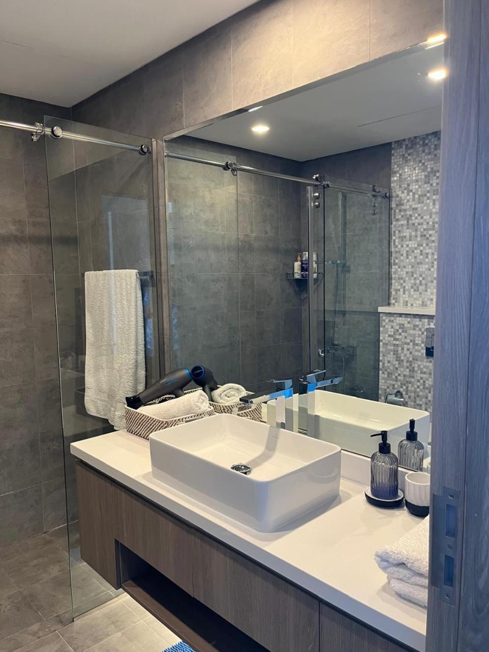 Apartment Marina Stunning Views Stella Maris Tower