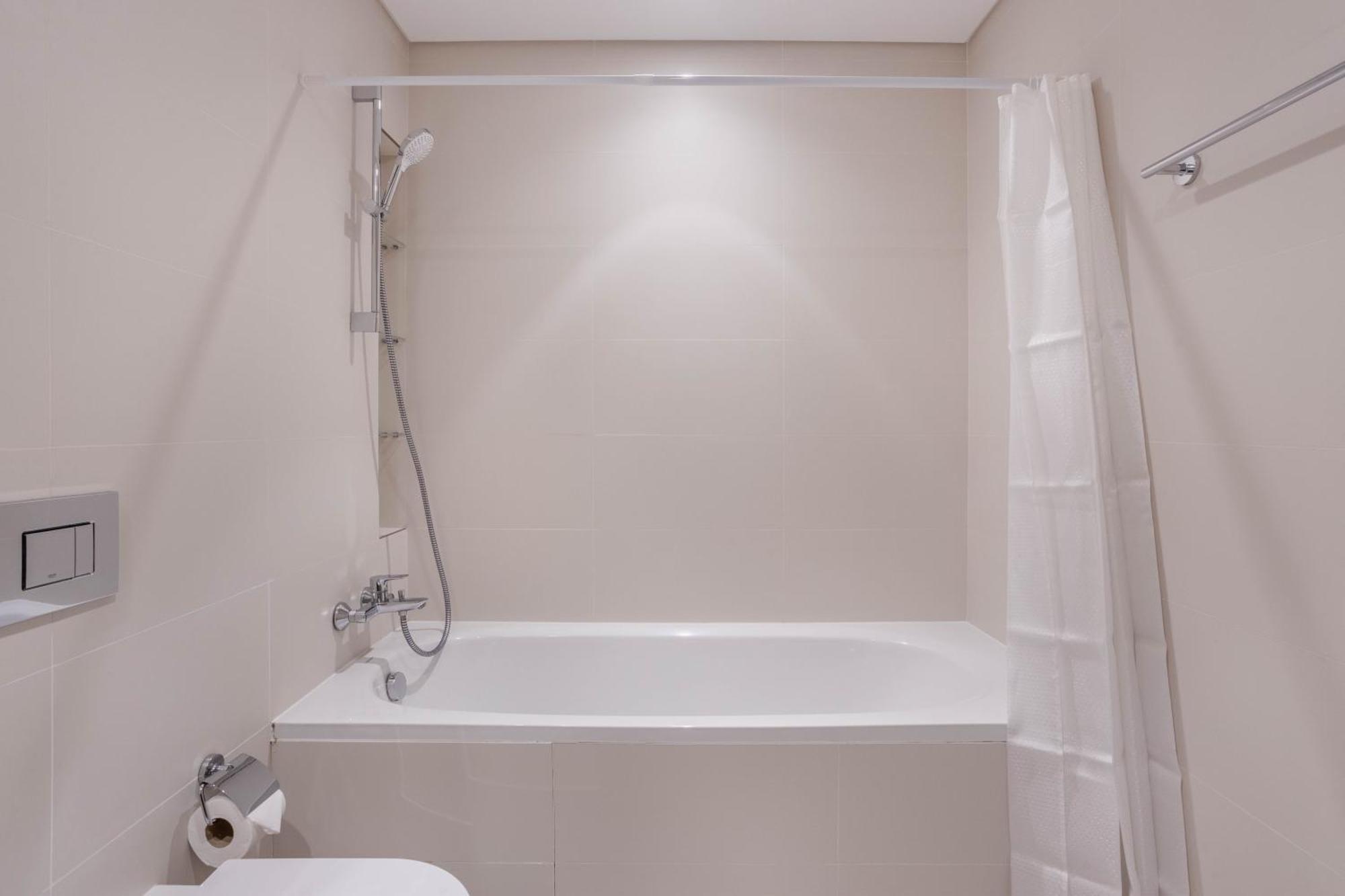 Luxury Seaview 1br With Private Access Dubai