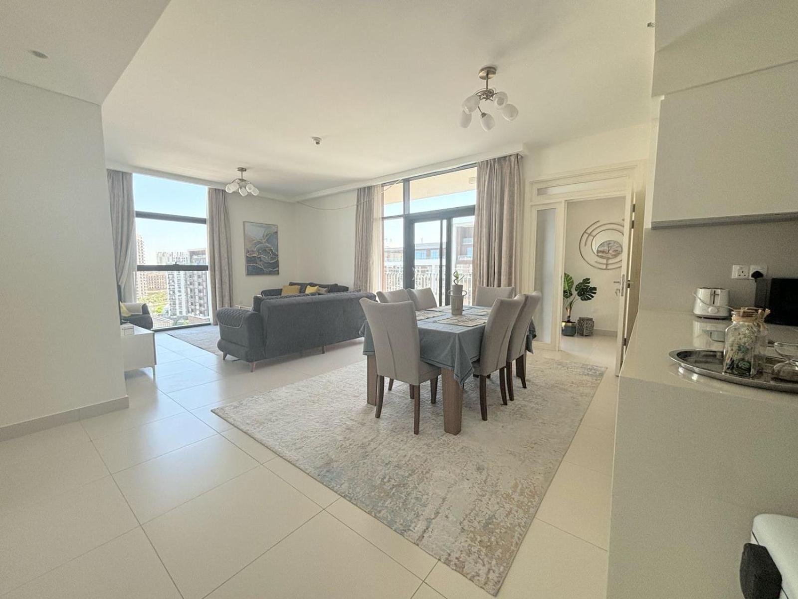 Charming 3 Bedrooms In Hills Apartment Dubai